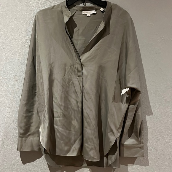 Vince Split Neck Silk Blend Tunic blouse NWT - Picture 4 of 13
